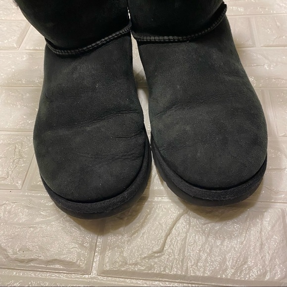Ugg Australia Bailey Button Boots Size 8 - Picture 7 of 10